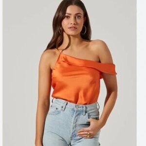 ASTR the Label Shion Off Shoulder Top - Orange - Large